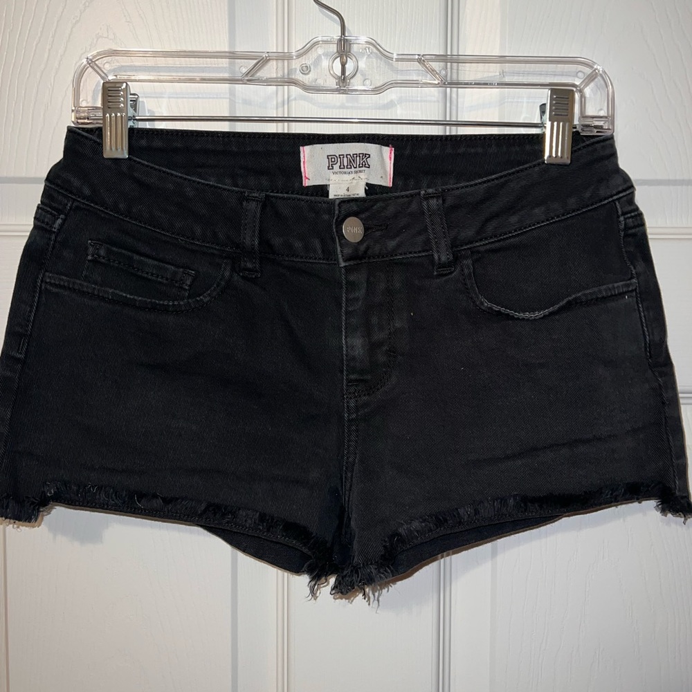 Victoria’s Secret PINK black shorts Size 4